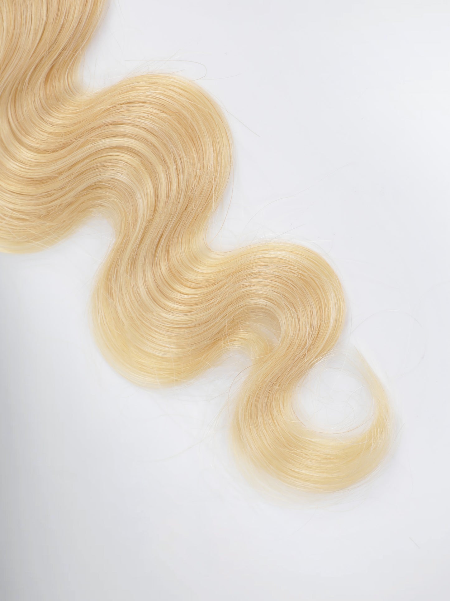 Can Be Dyed To Any Color! #613 Blonde Body Wave Human Hair Bundle